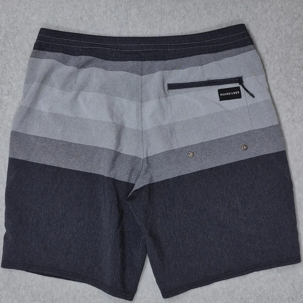 Quiksilver Men Swimwear  32‎ Gray Striped Beach Shorts Zipper 9
